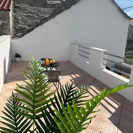 Little Shine Apartment Bol Exterior photo