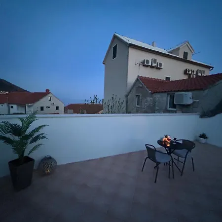 Little Shine Apartment Bol Exterior photo